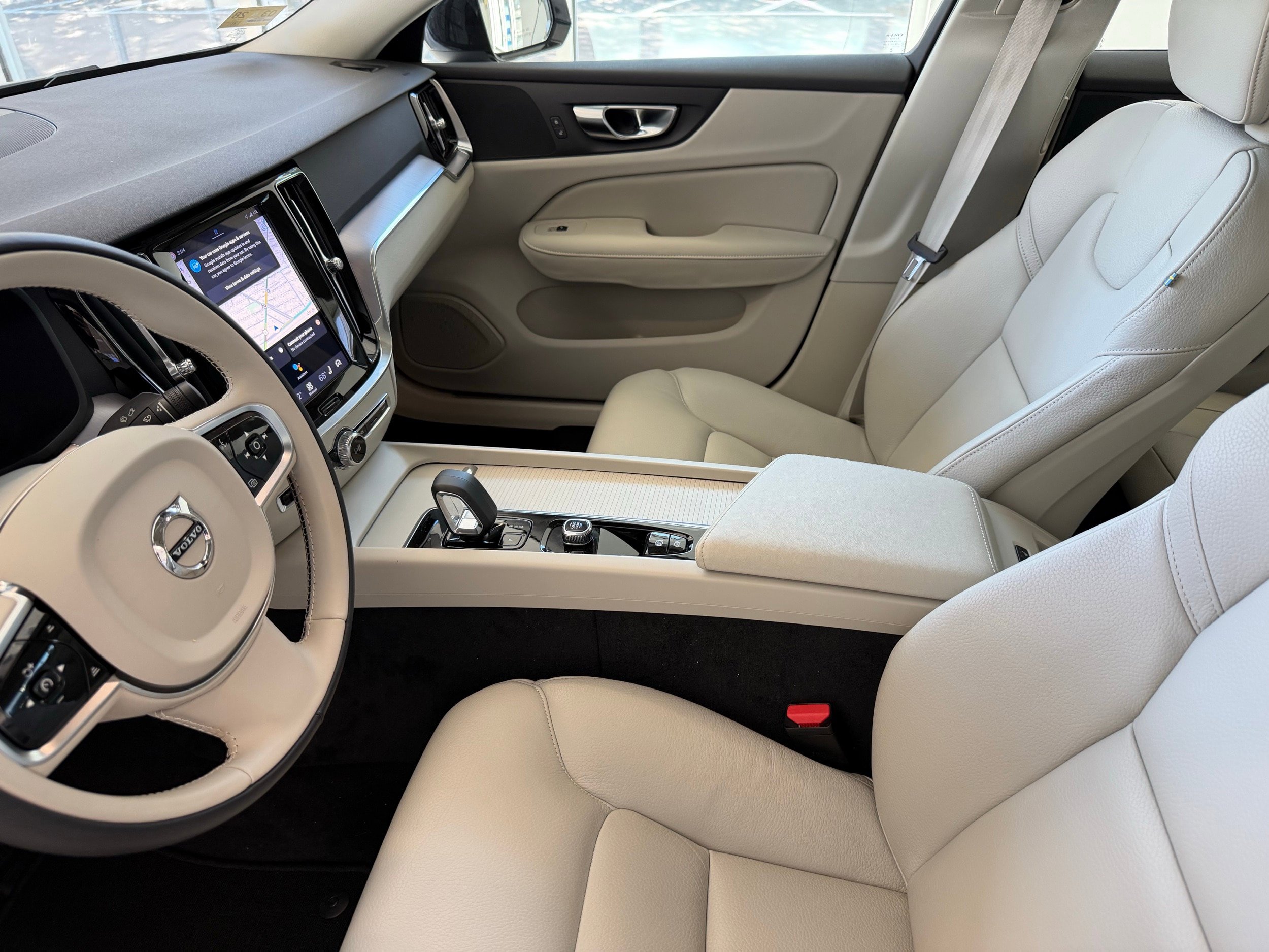 Certified 2025 Volvo S60 B5 Core image 15