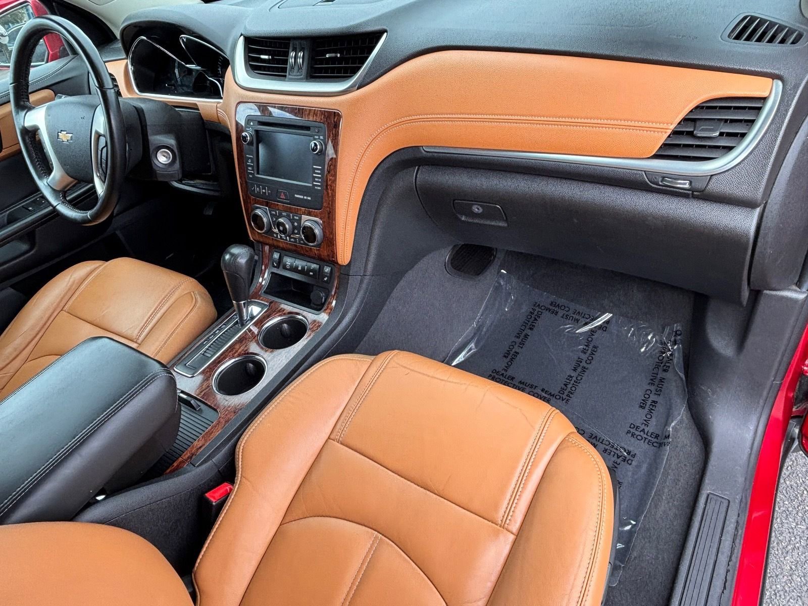 Used 2014 Chevrolet Traverse LT FWD image 13