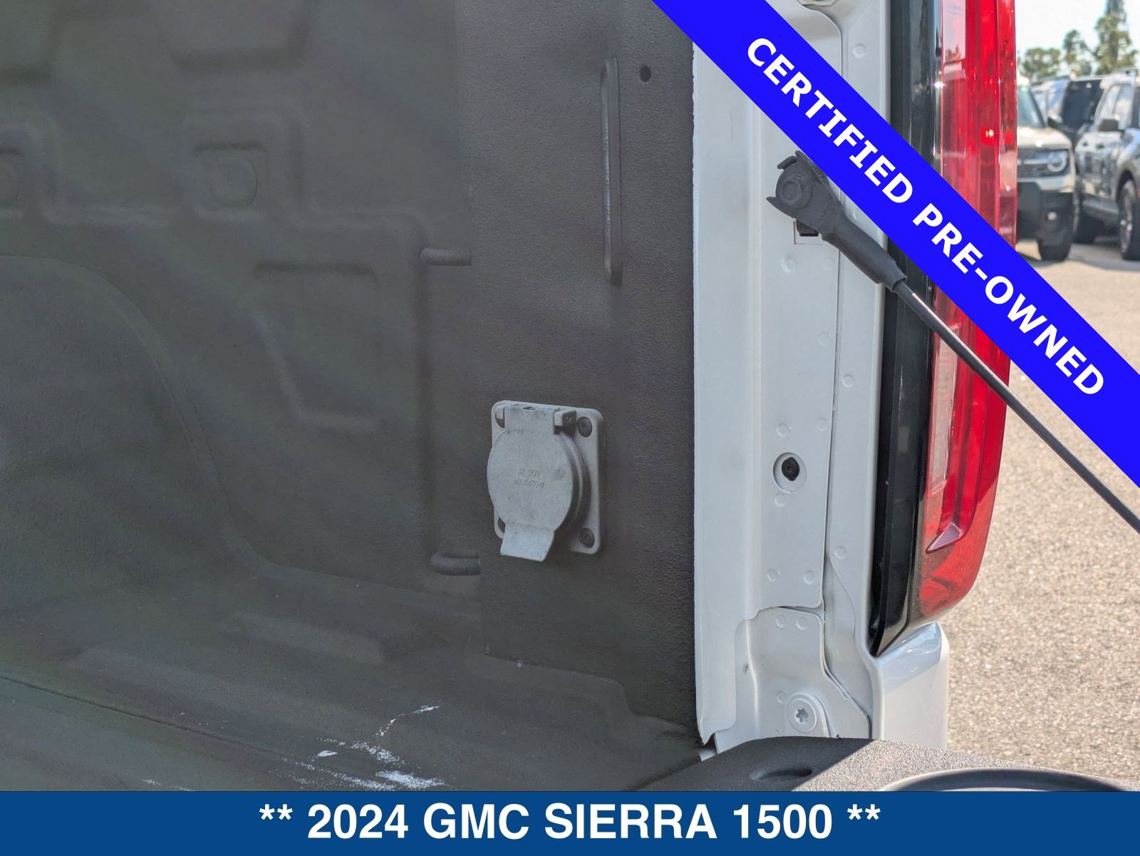 Used 2024 GMC Sierra 1500 Denali Ultimate image 14