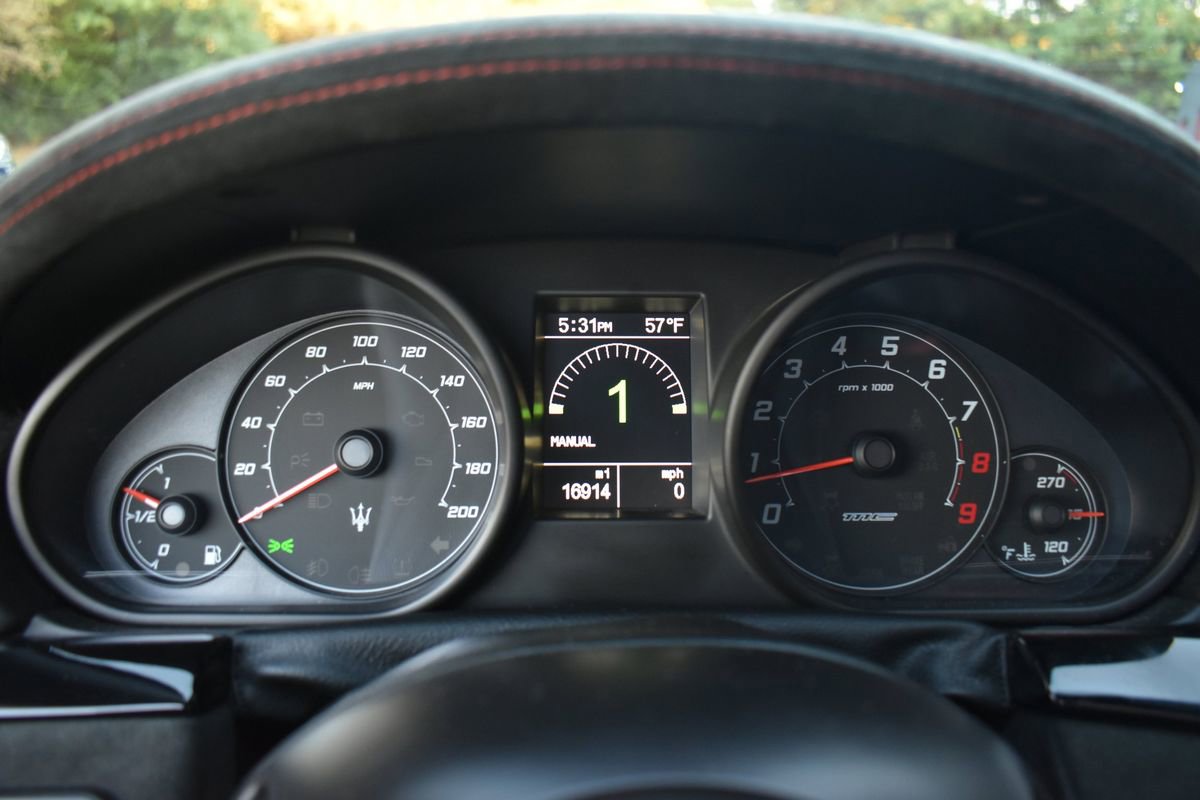 Used 2018 Maserati GranTurismo Sport image 37