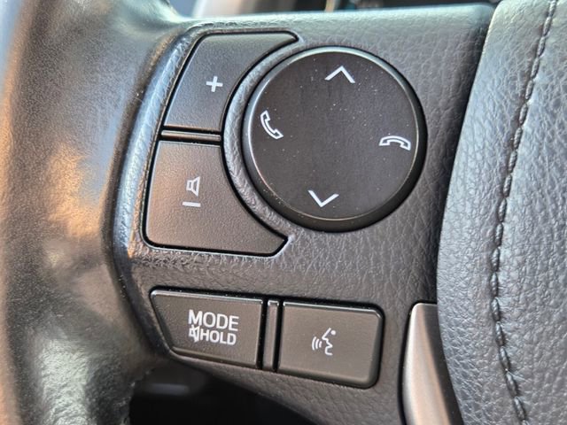 Used 2018 Toyota RAV4 Limited w/ Advanced Technology Package image 33