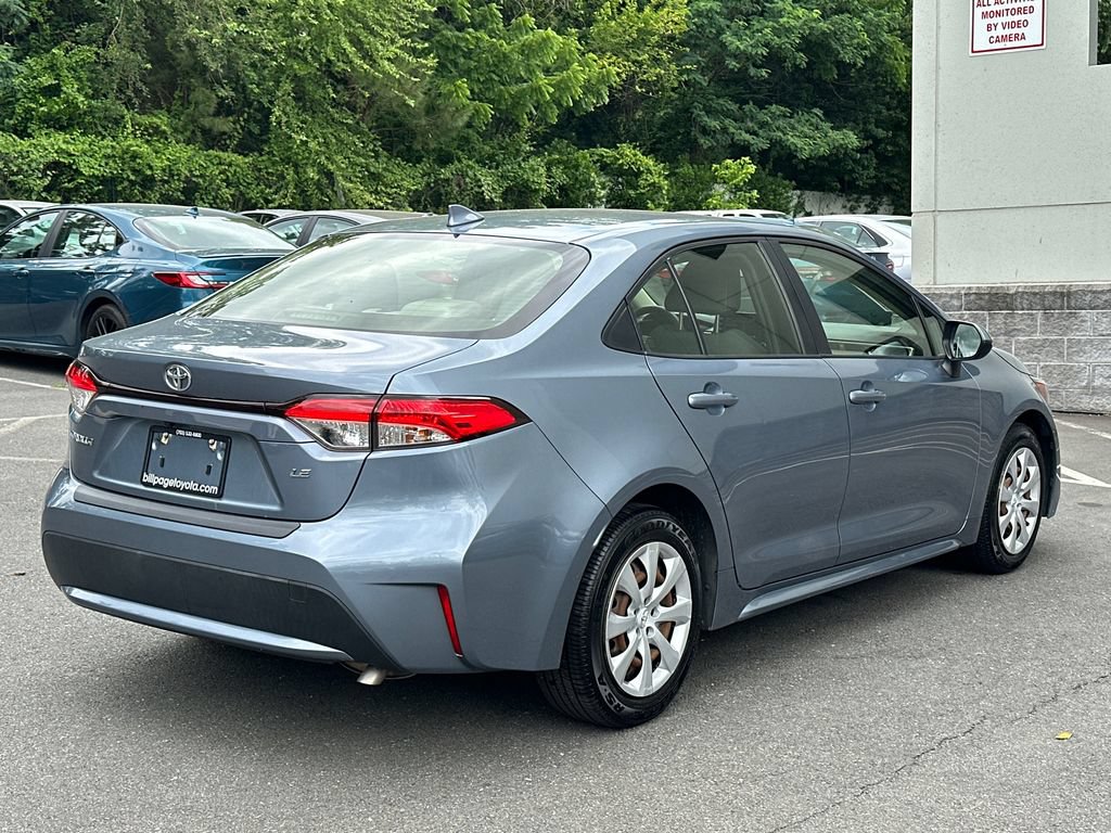 Used 2020 Toyota Corolla LE w/ Carpet Mat Package (TMS) FWD image 4