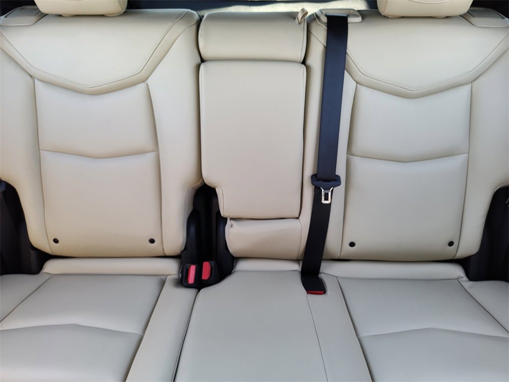 Used 2017 Cadillac XT5 FWD image 28