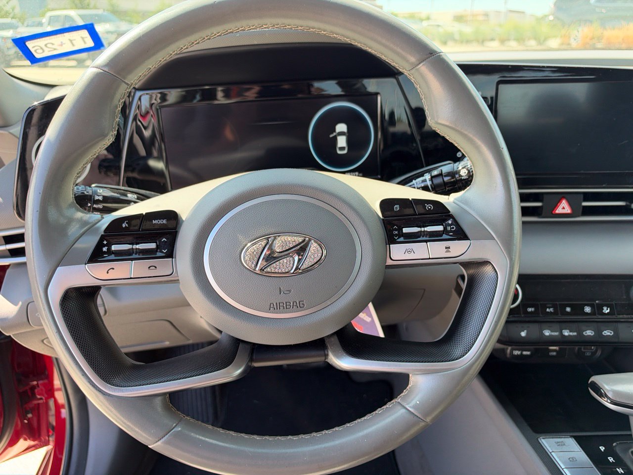 Used 2022 Hyundai Elantra SEL w/ Convenience + Premium Package FWD image 12