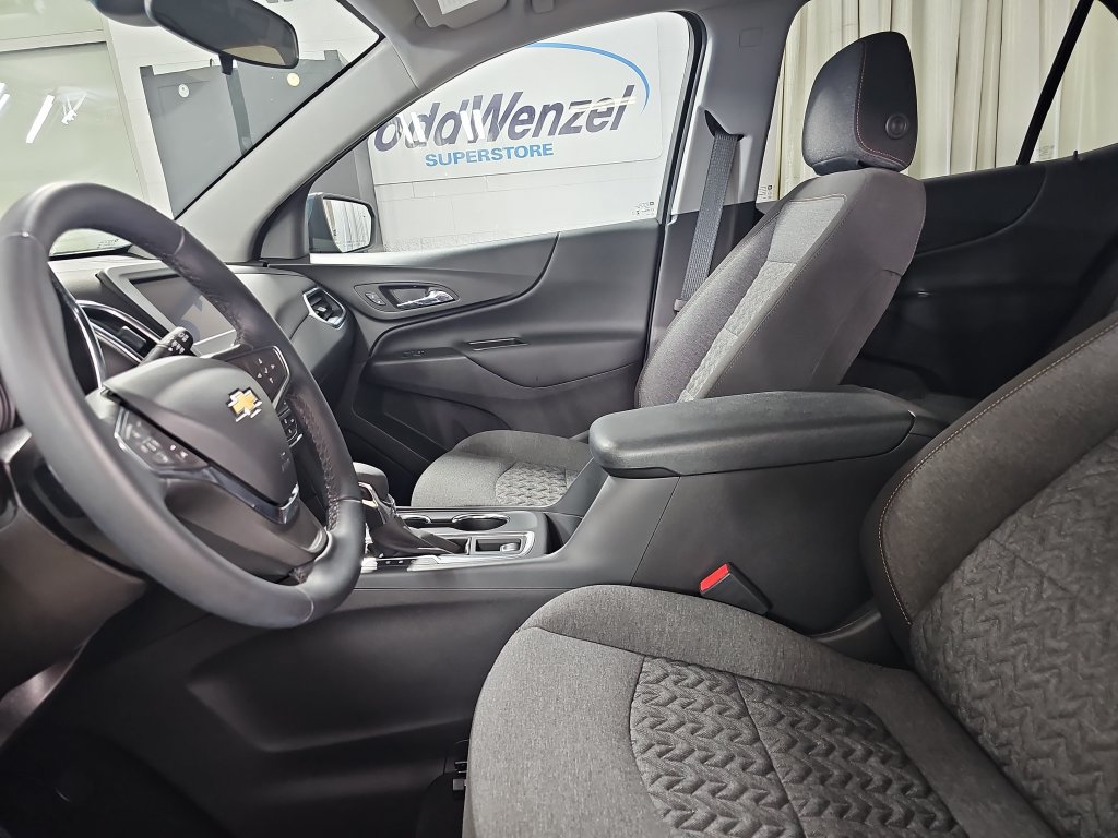 Certified 2024 Chevrolet Equinox LT AWD/4WD image 19