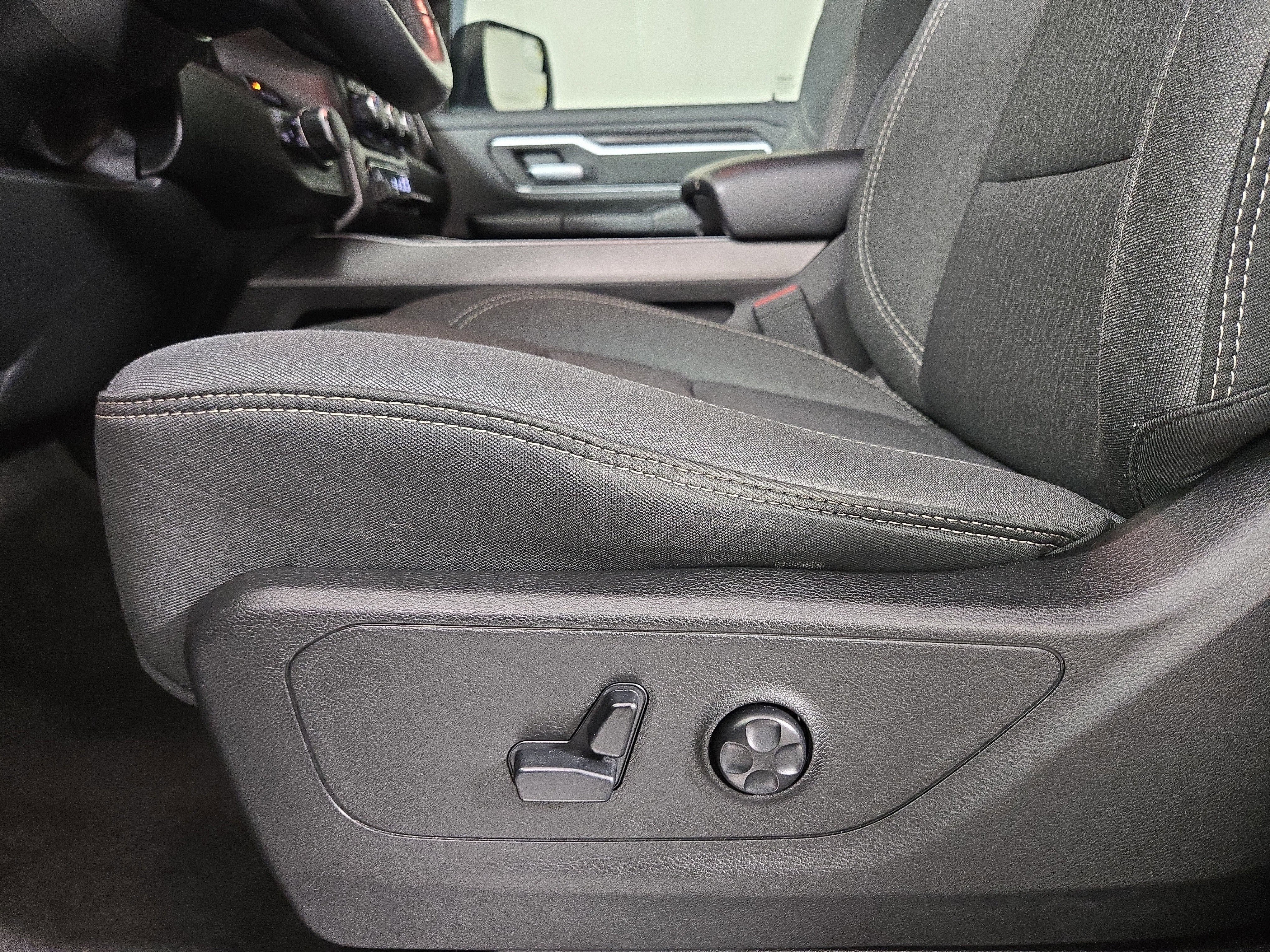 Used 2020 RAM 1500 Big Horn image 31