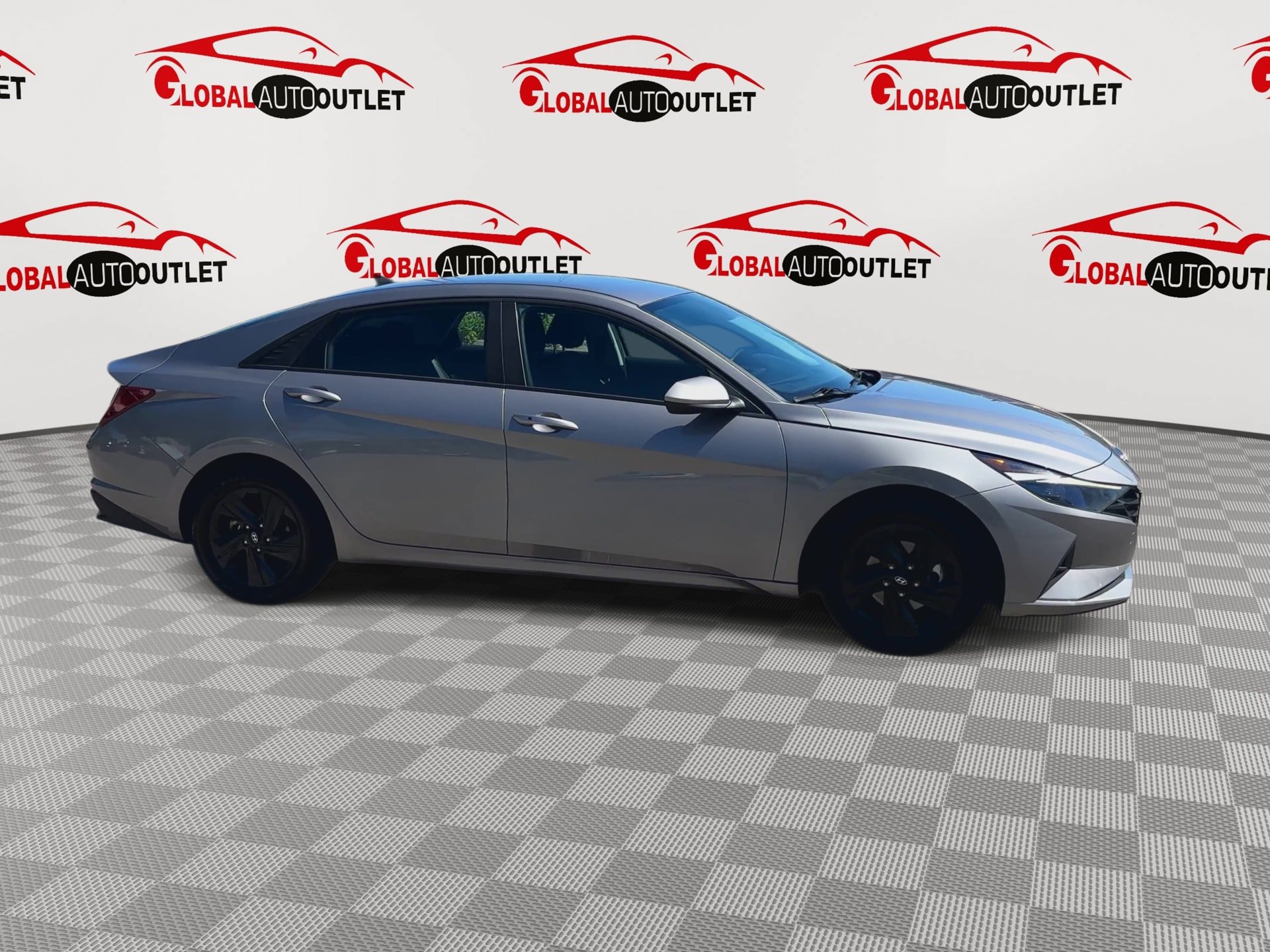 Used 2023 Hyundai Elantra Blue FWD image 9