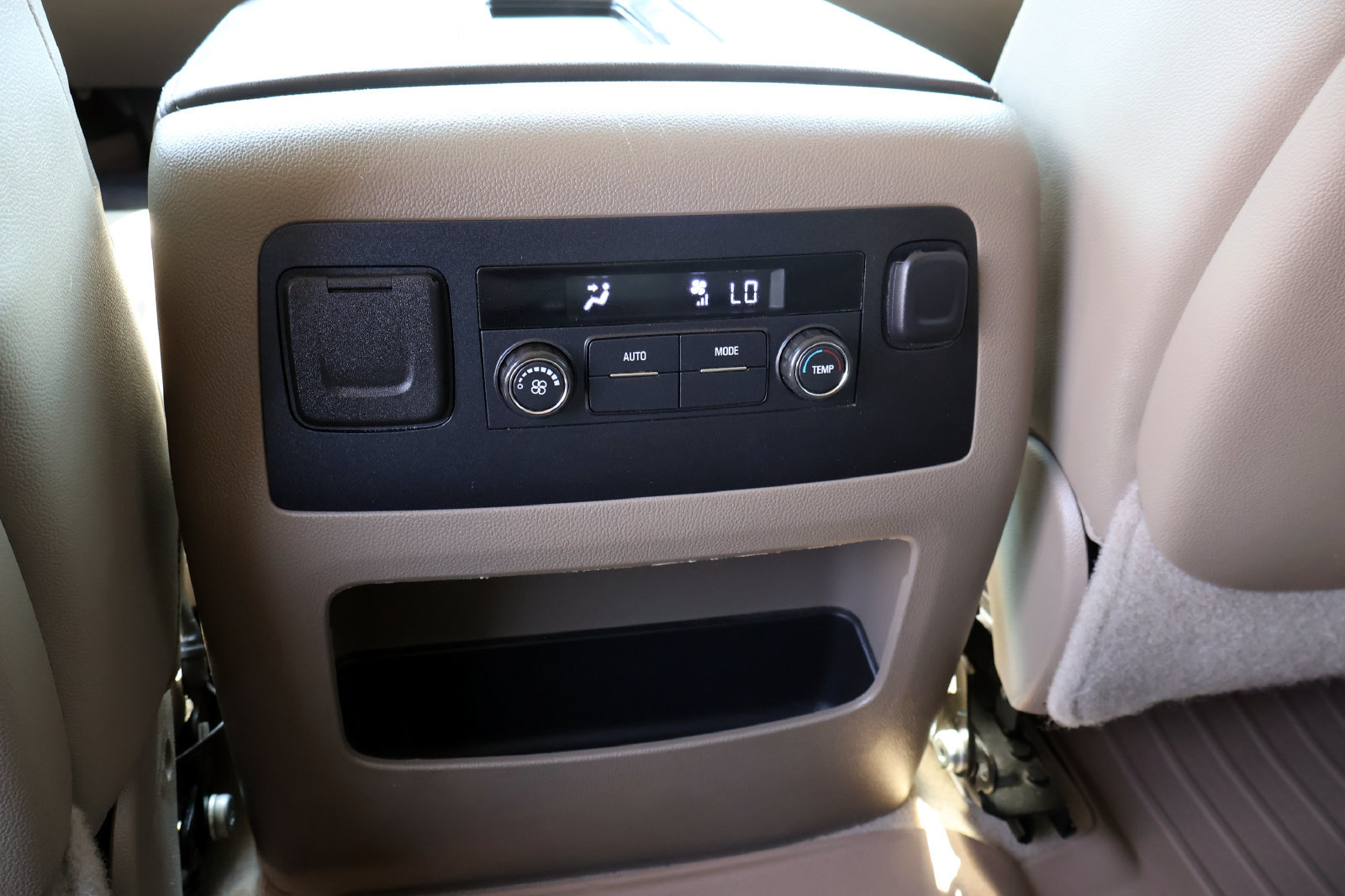 Used 2015 Chevrolet Tahoe LT w/ Max Trailering Package RWD image 14