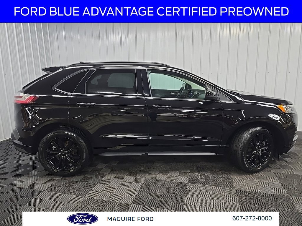 Certified 2022 Ford Edge SE w/ Black Appearance Package AWD/4WD image 3