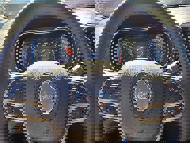 Used 2022 Jeep Cherokee Limited image 29