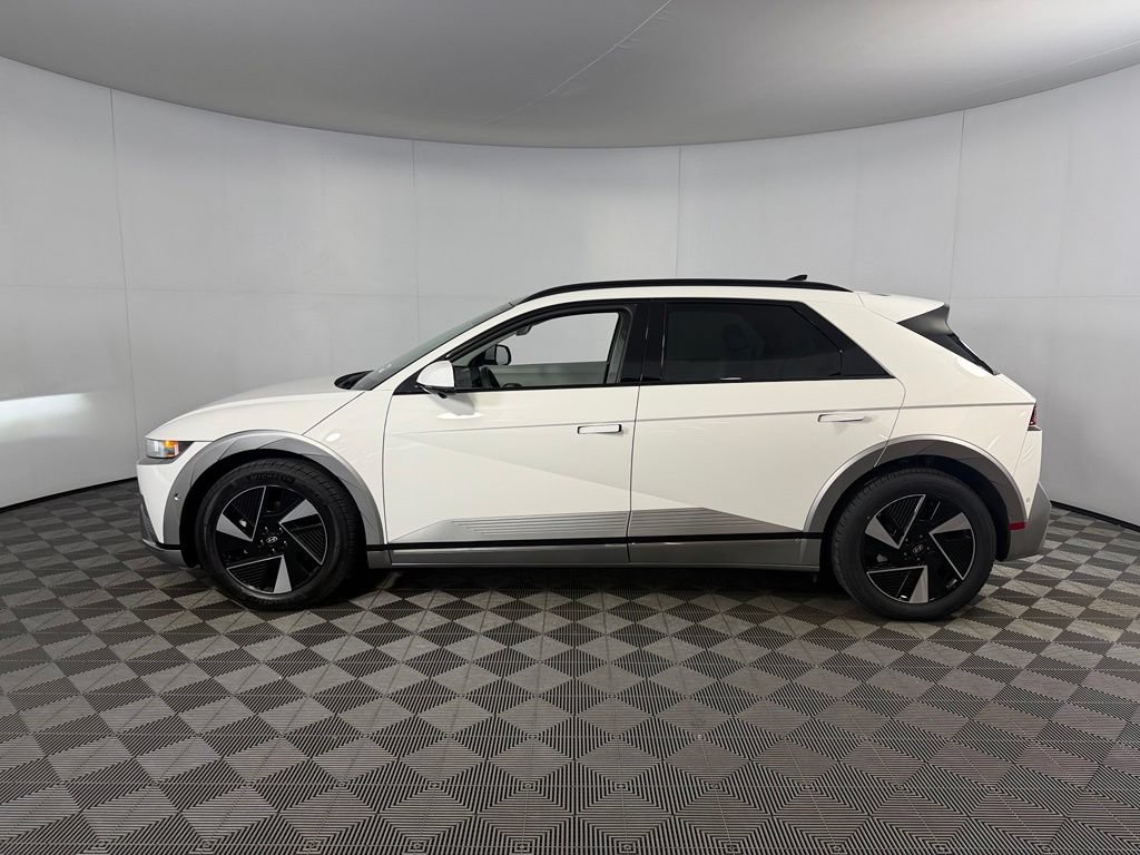 Used 2025 Hyundai Ioniq 5 Limited RWD image 11