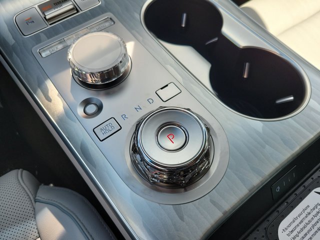 New 2027 Genesis Electrified GV70 AWD/4WD image 17
