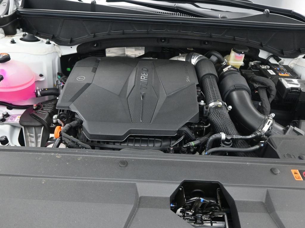 Used 2025 Hyundai Santa Cruz Limited image 38