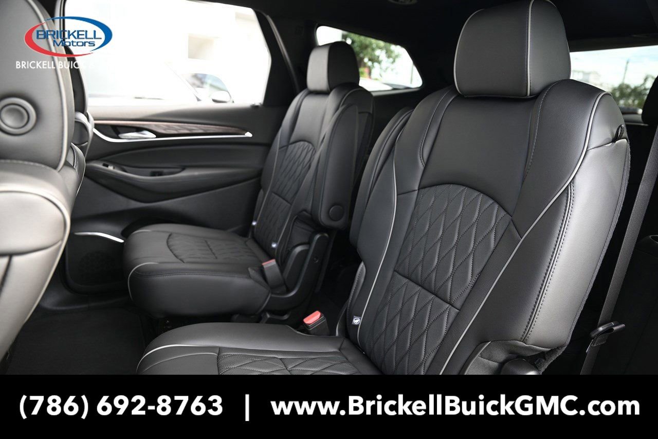 New 2024 Buick Enclave Avenir image 25