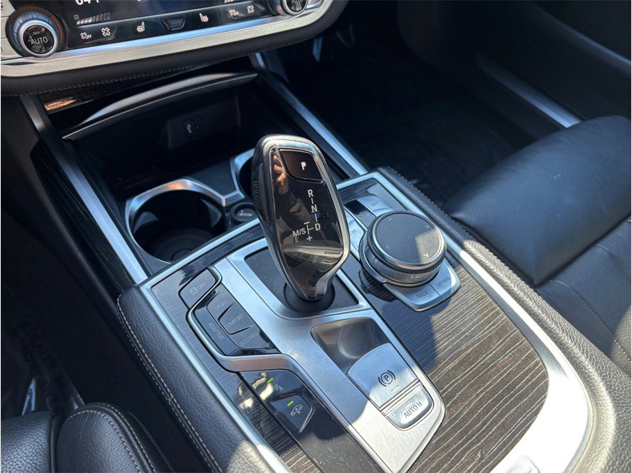 Used 2019 BMW 740i 740i Sedan 4D w/ M Sport Package image 37