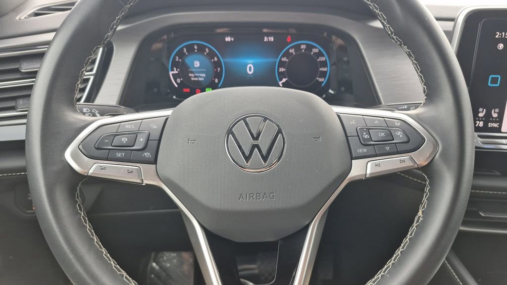 Used 2024 Volkswagen Atlas Cross Sport SE image 19