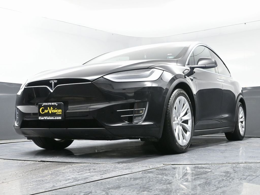 Used 2018 Tesla Model X 75D image 50