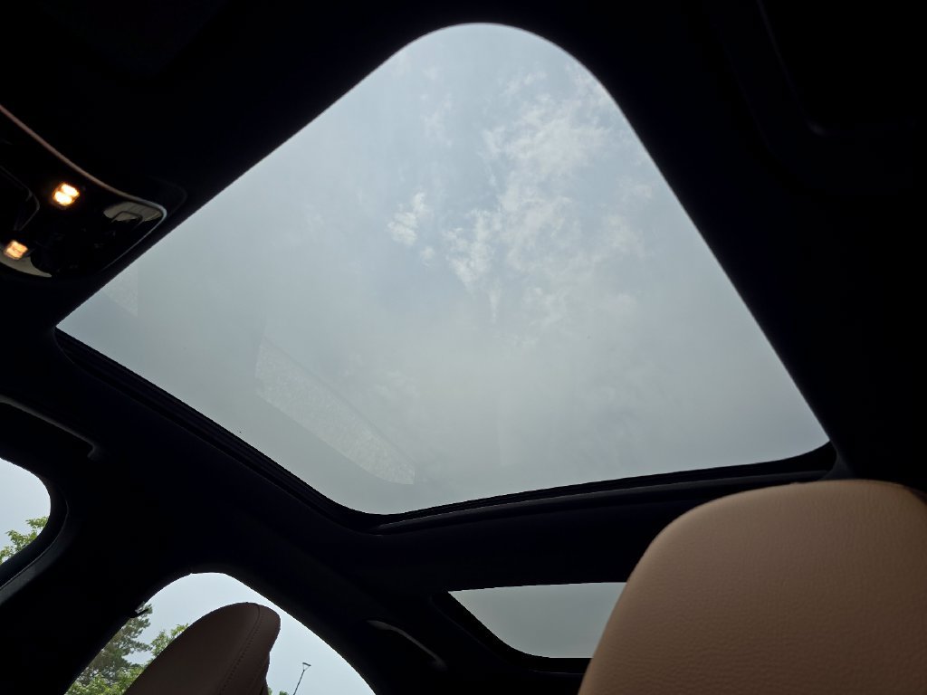 New 2027 Mercedes-Benz E 450 4MATIC Sedan image 3