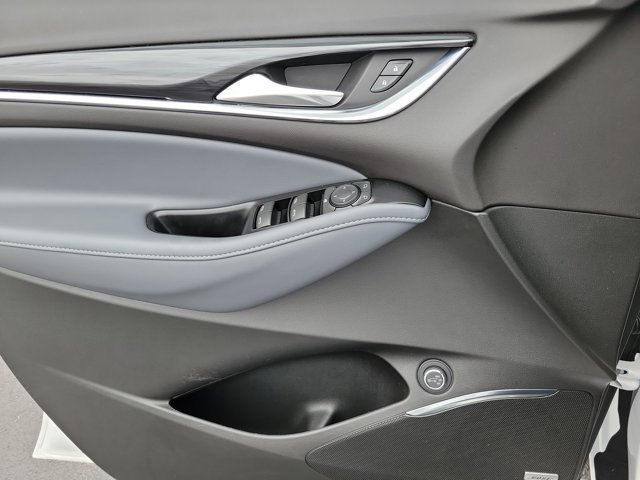 Used 2022 Buick Enclave Essence w/ Experience Buick Package image 28