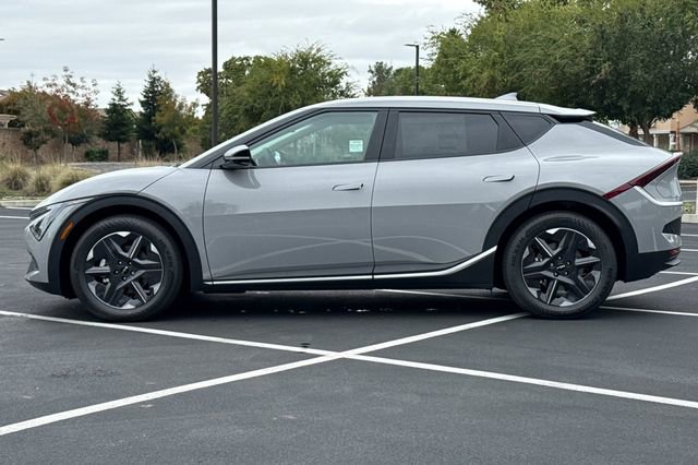 New 2025 Kia EV6 Light image 10