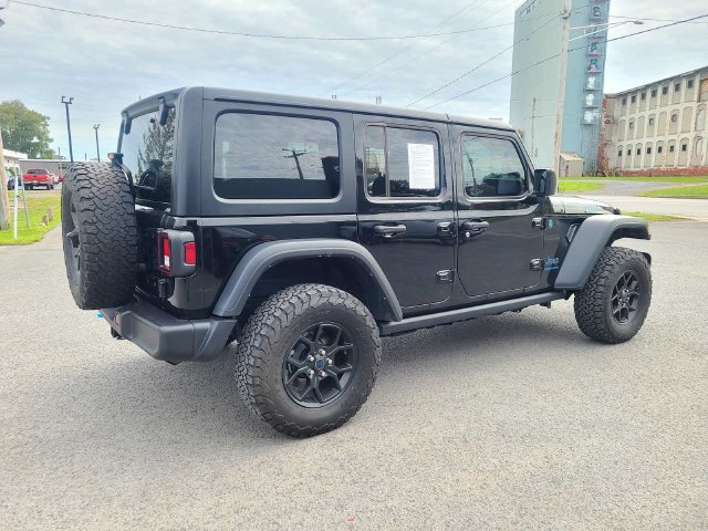 Used 2024 Jeep Wrangler Unlimited AWD/4WD image 7