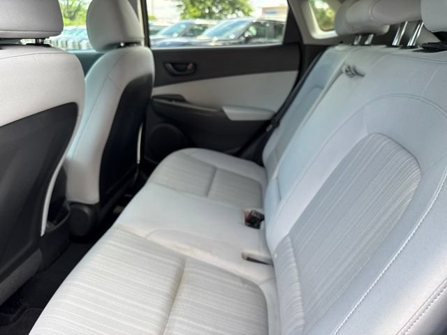 Used 2023 Hyundai Kona SEL AWD/4WD image 20