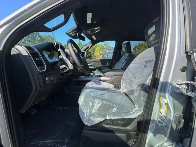New 2026 RAM 3500 Big Horn AWD/4WD image 22
