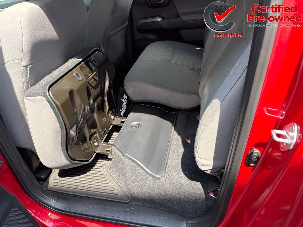 Used 2021 Toyota Tacoma SR5 RWD image 35
