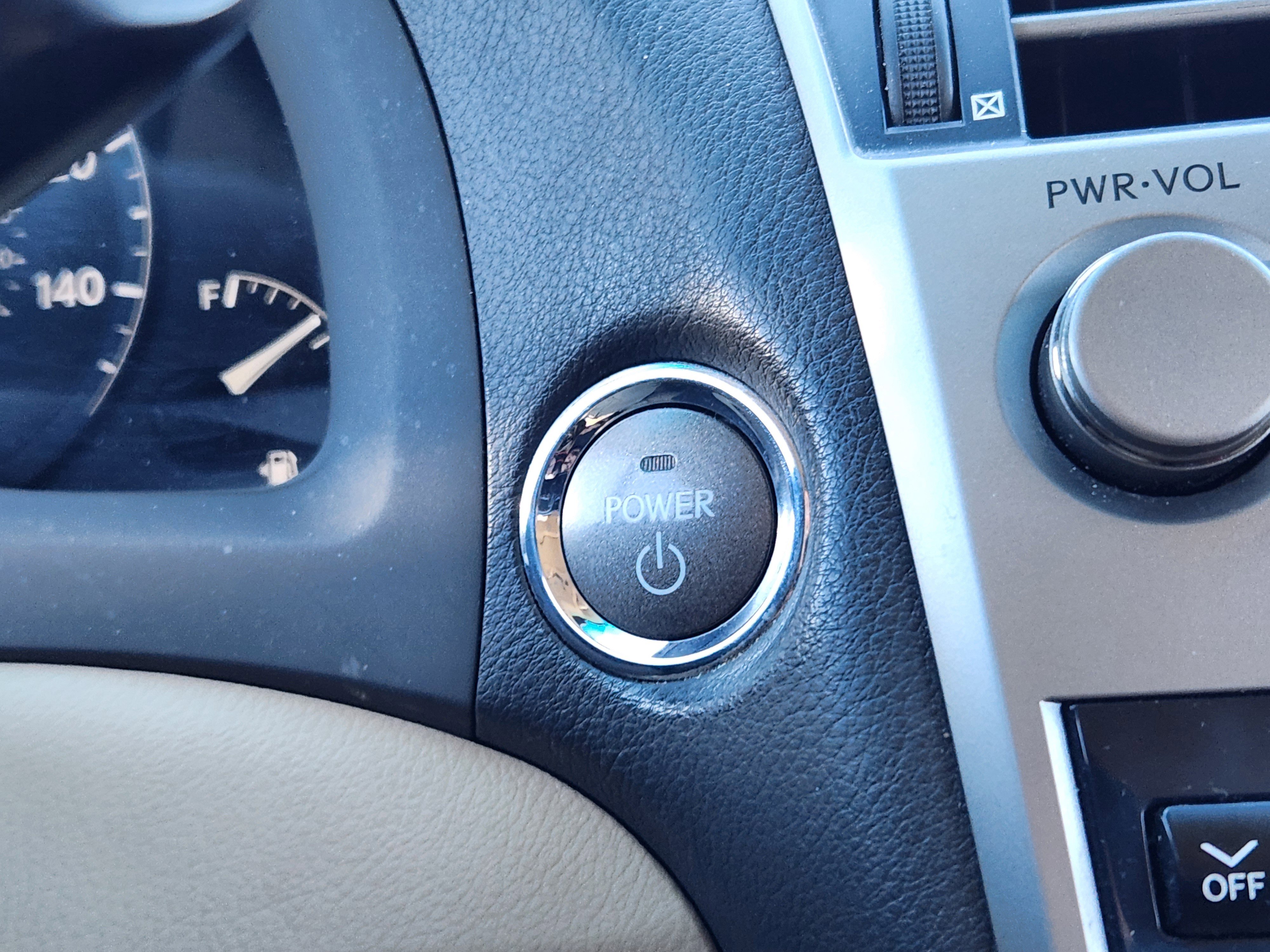 Used 2010 Lexus RX 450h AWD image 32