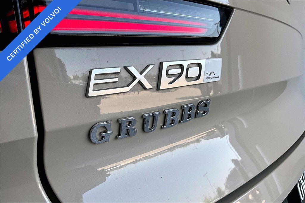 Used 2025 Volvo EX90 Plus AWD/4WD image 34