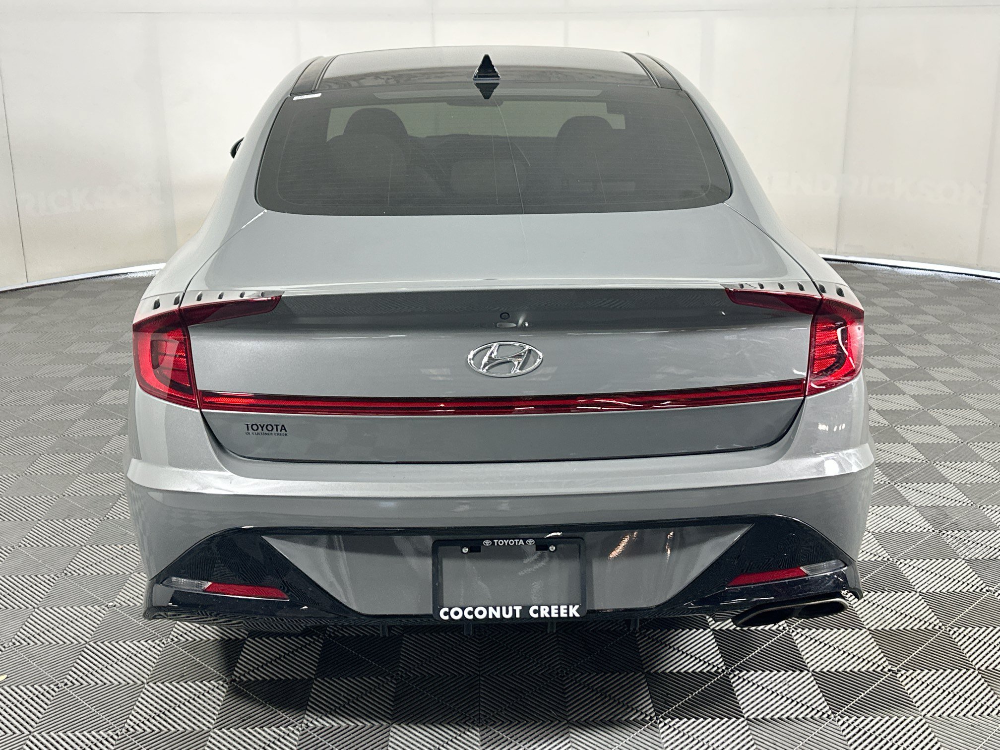 Used 2022 Hyundai Sonata SEL w/ Convenience Package FWD image 4