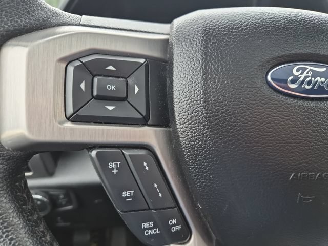 Used 2015 Ford F150 Platinum w/ Equipment Group 701A Luxury AWD/4WD image 19
