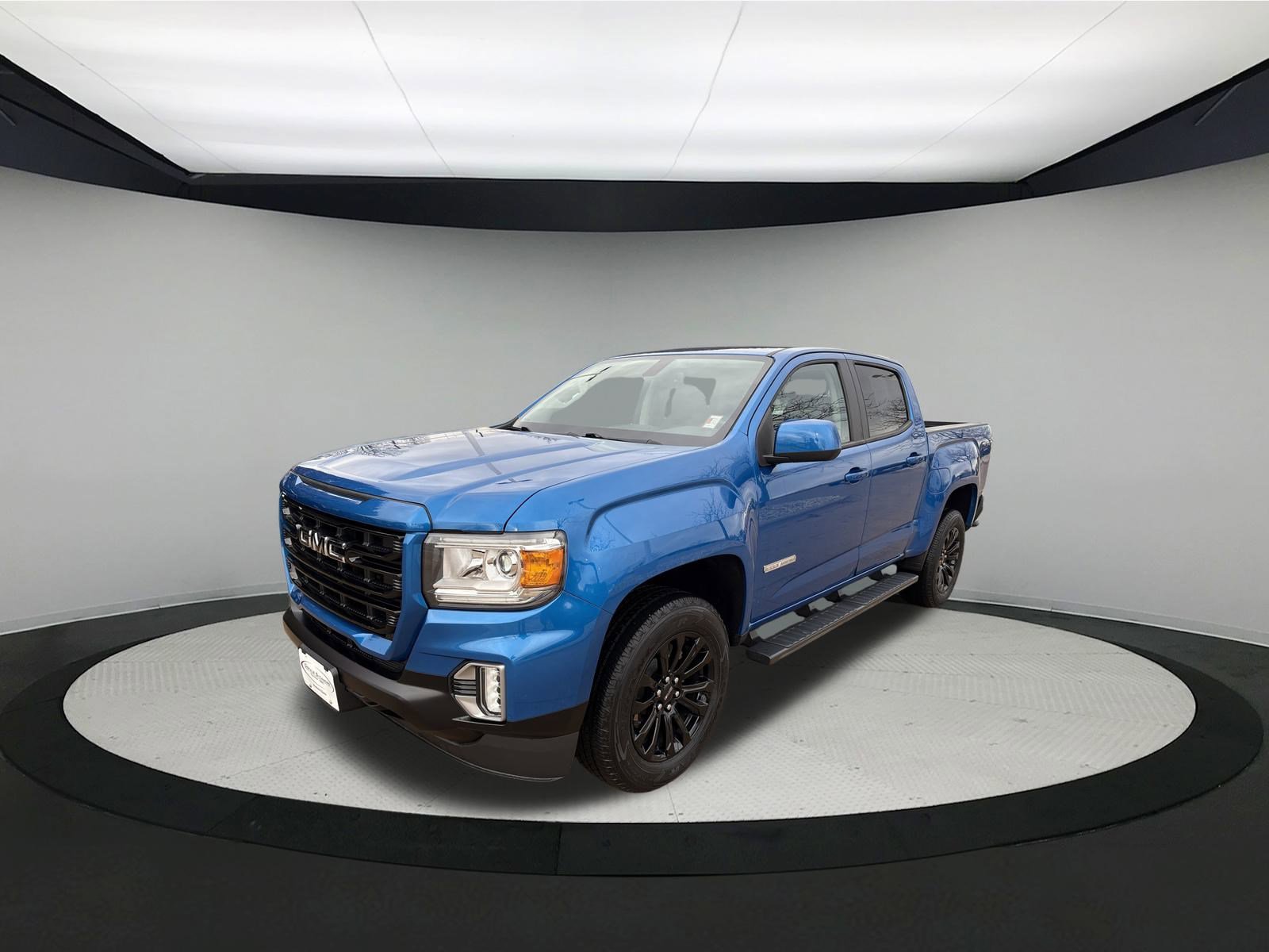 Used 2022 GMC Canyon Elevation w/ Elevation Premium Package image 3