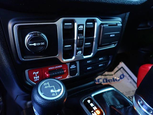 Used 2025 Jeep Wrangler Unlimited Sport AWD/4WD image 15