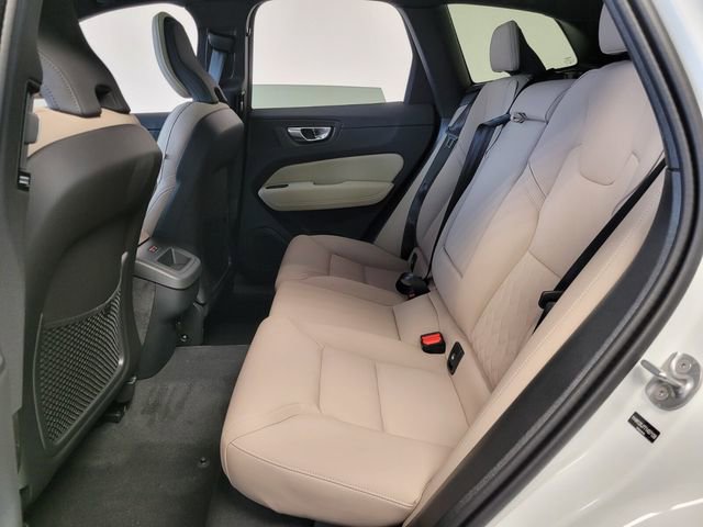 New 2026 Volvo XC60 B5 Core w/ Climate Package AWD/4WD image 10