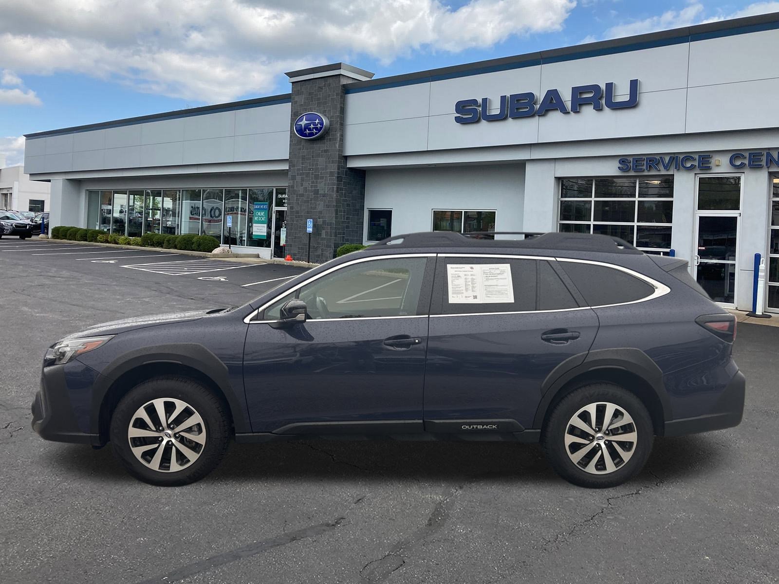 Certified 2025 Subaru Outback Premium image 5