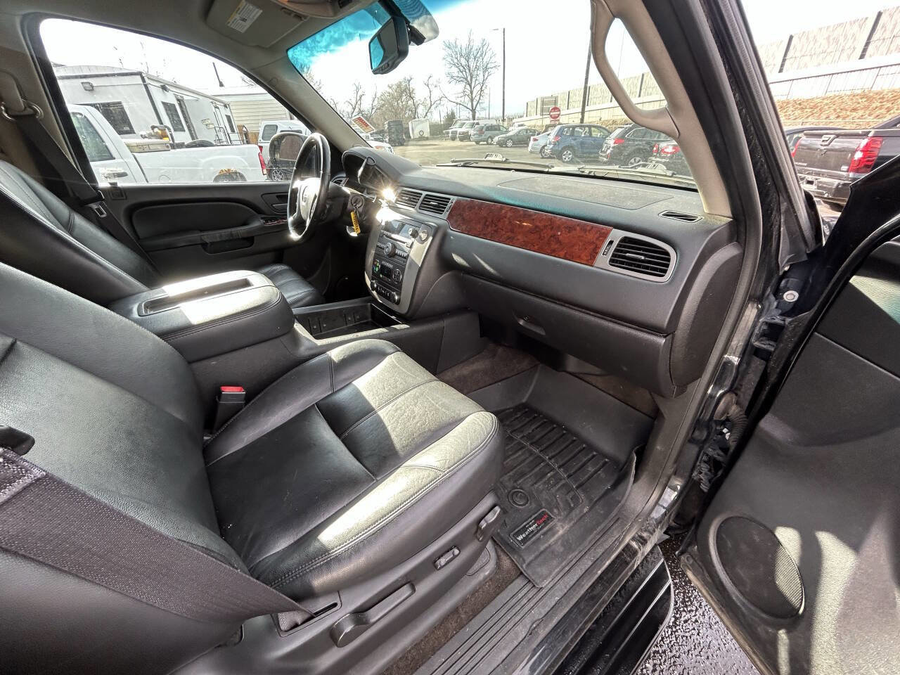 Used 2014 GMC Yukon XL SLT image 19