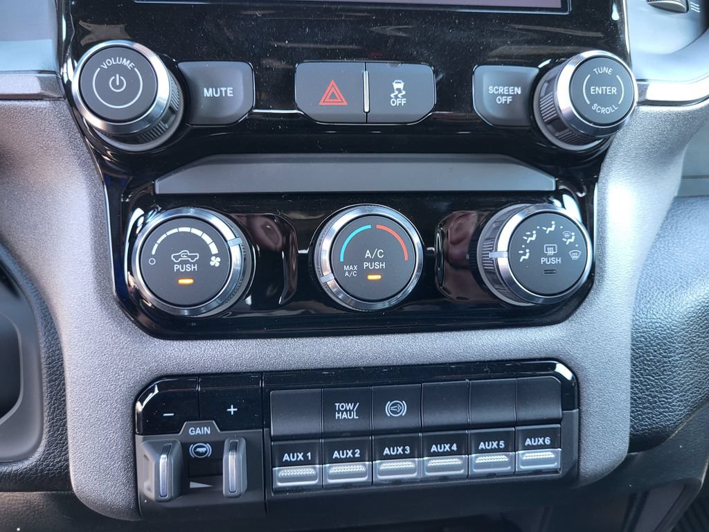 New 2026 RAM 2500 Tradesman AWD/4WD image 21