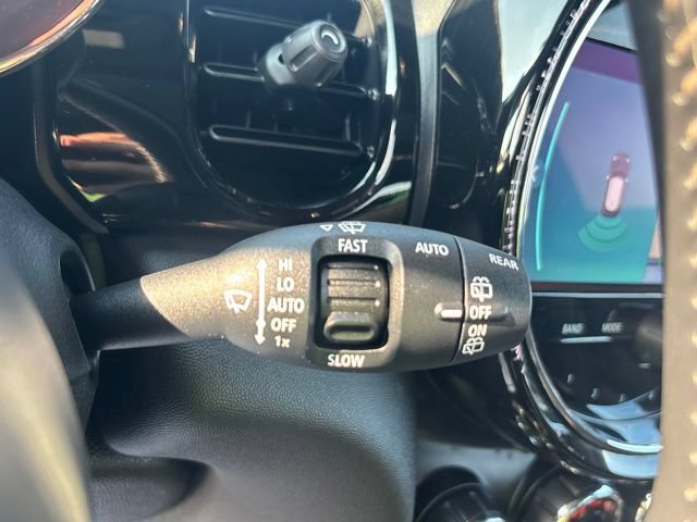 Used 2023 MINI Cooper S FWD image 9