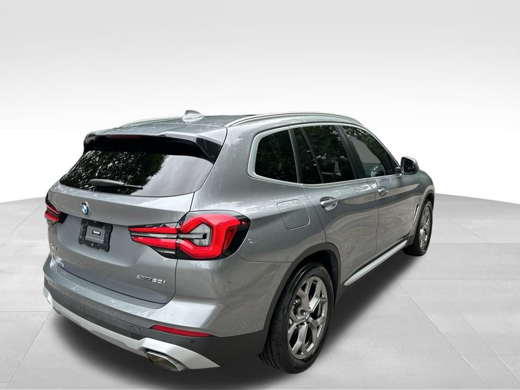 Used 2023 BMW X3 xDrive30i w/ Premium Package AWD/4WD image 5