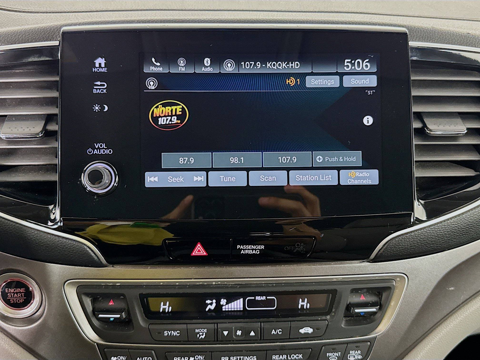 Used 2019 Honda Pilot EX image 16