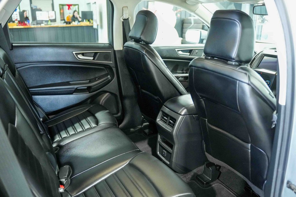 Used 2020 Ford Edge SEL w/ Cold Weather Package image 20