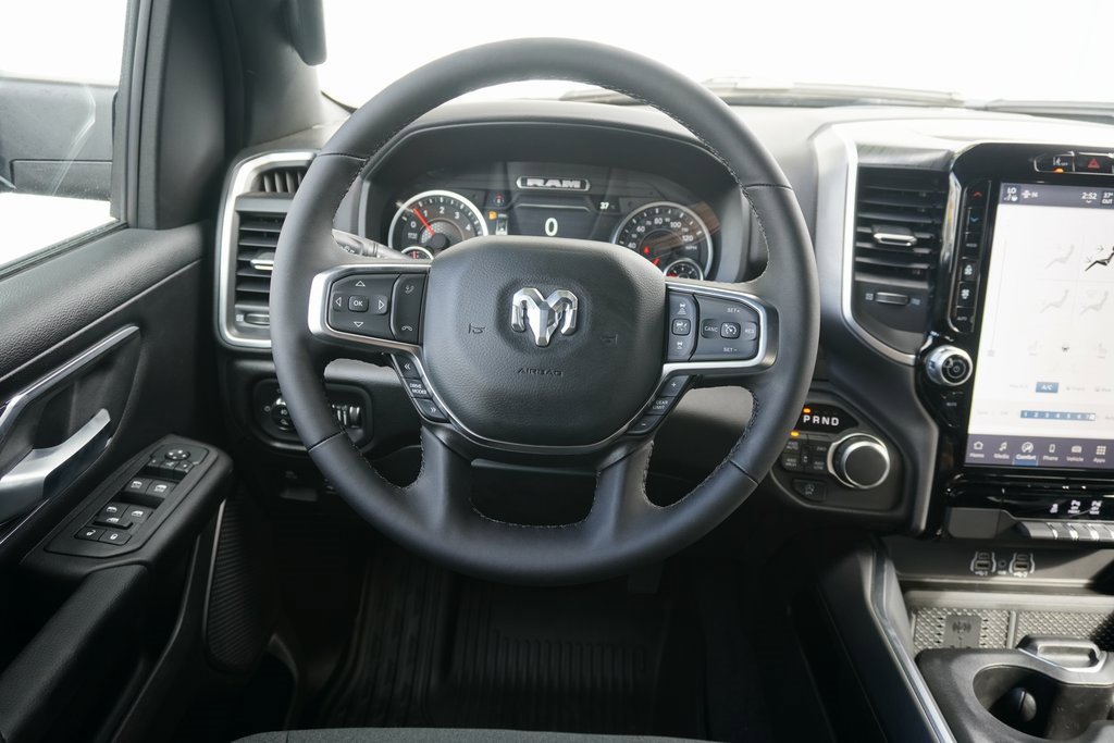 New 2026 RAM 1500 4x4 Crew Cab image 14