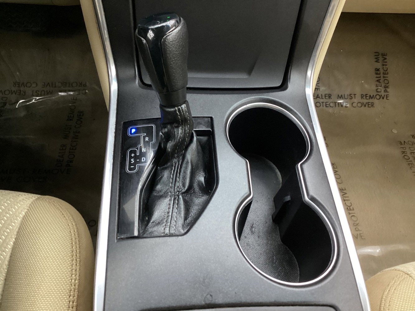 Used 2015 Toyota Camry LE FWD image 36