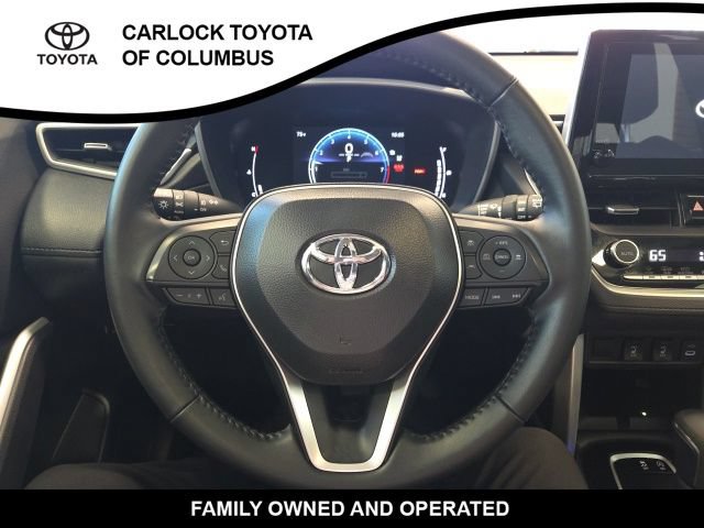 Used 2024 Toyota Corolla Cross XLE w/ Convenience Package FWD image 23