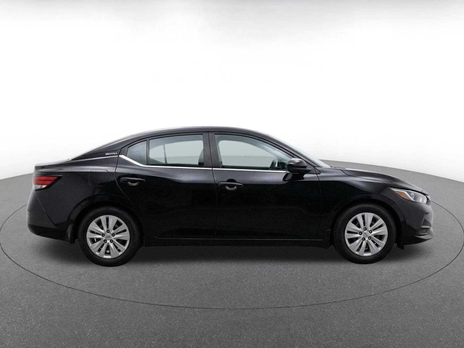 Used 2025 Nissan Sentra S FWD image 10