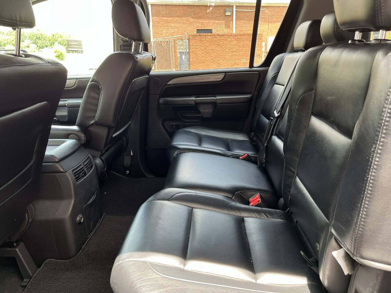 Used 2008 Nissan Armada SE RWD image 10