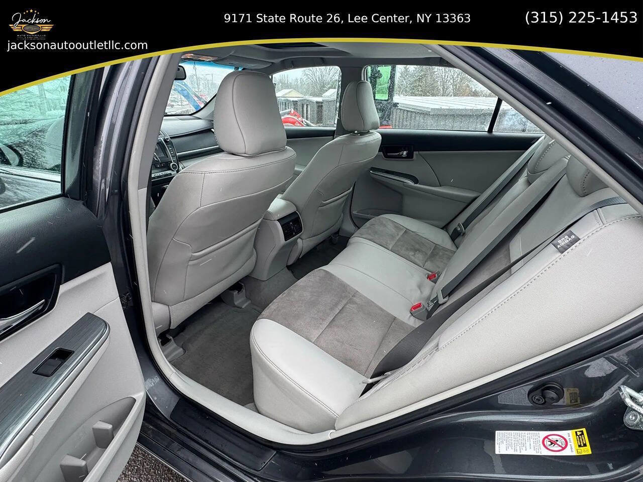 Used 2012 Toyota Camry LE image 12