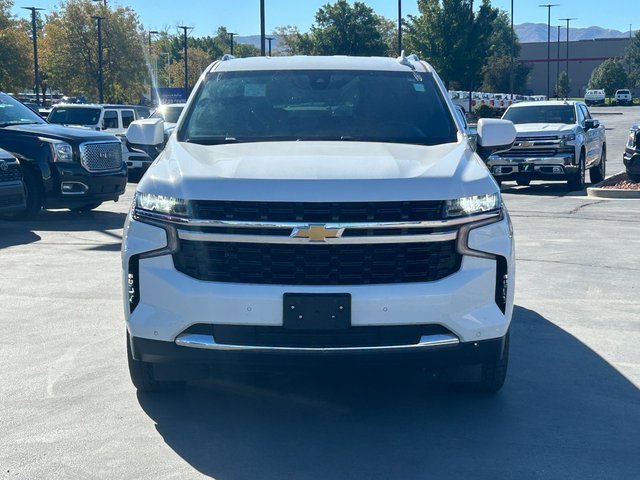 Used 2022 Chevrolet Suburban 4WD image 8