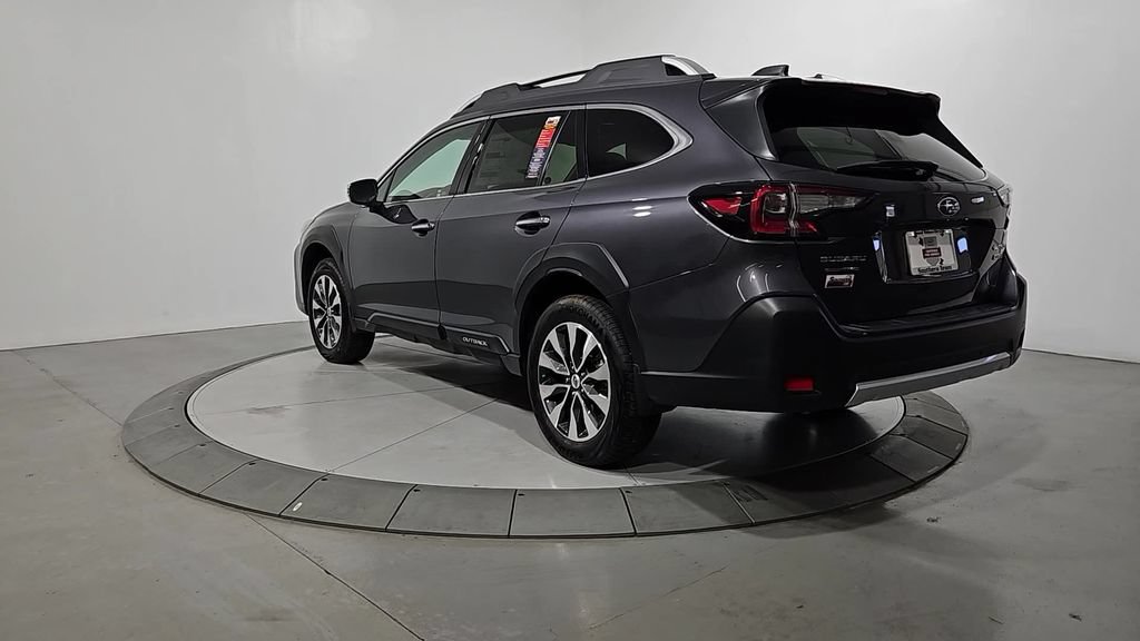 Certified 2025 Subaru Outback Touring AWD/4WD image 3